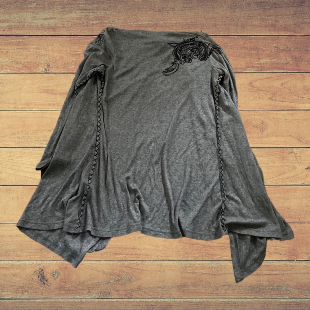 Unique Windsor Gray & Black Stitched Cardigan Size Medium - Picture 3 of 11